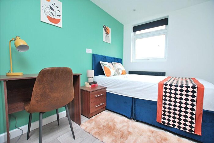 1 Bedroom House Of Multiple Occupation To Rent In Weston Road, Guildford, Surrey, GU2