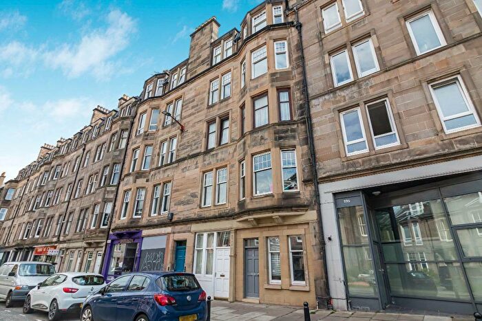 3 Bedroom Flat To Rent In Gilmore Place, Viewforth, Edinburgh, EH3