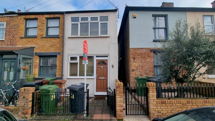 2 Bedroom Town House To Rent In Byron Road, Walthamstow, London, London, E17