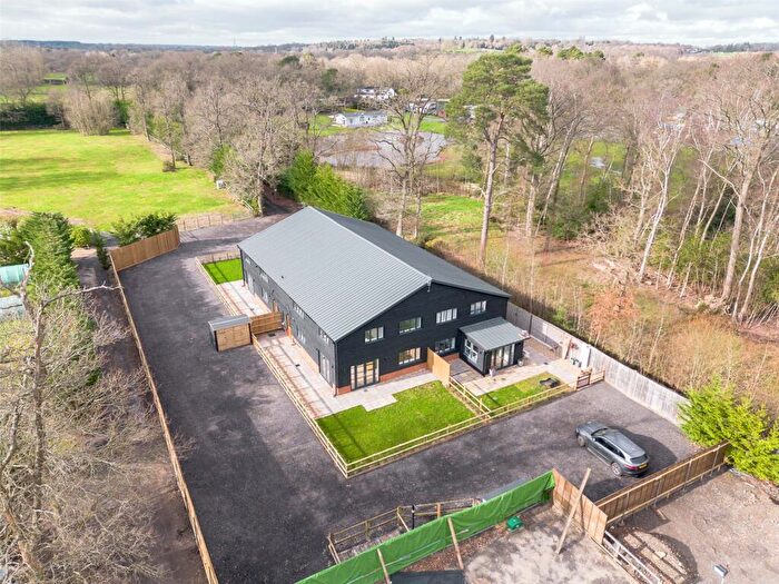 3 Bedroom House To Rent In New Mill Road, Finchampstead, Wokingham, Berkshire, RG40