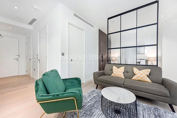 Apartment To Rent In Bagshaw Building, The Wardian, Canary Wharf, E14