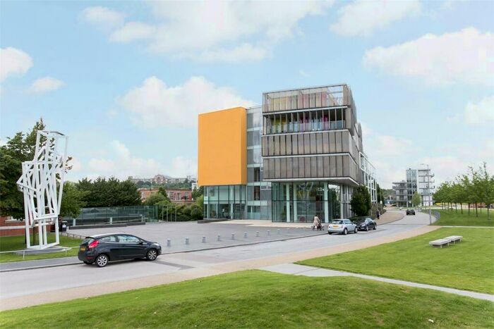 1 Bedroom Apartment To Rent In Amazon Apartments, New River Village, Hornsey, N8