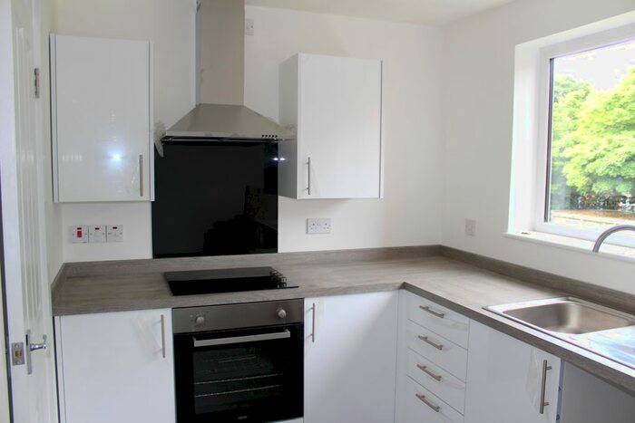 2 Bedroom Flat To Rent In Hunton Court, Gravelly Hill, Erdington, B23