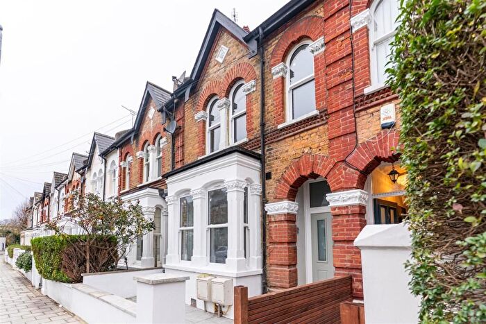 3 Bedroom Flat For Sale In Trewint Street, London, SW18