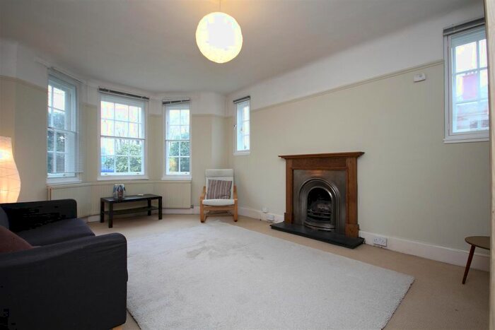 3 Bedroom Property To Rent In Bromyard Avenue, Acton, W3