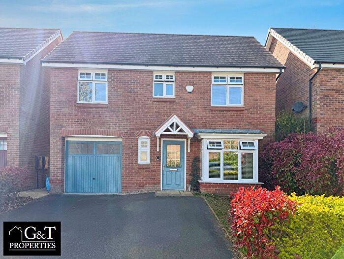3 Bedroom Detached House For Sale In Denby Way, Cradley Heath, B64