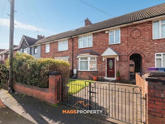 3 Bedroom Terraced House For Sale In East Lancashire Road, Liverpool, L11