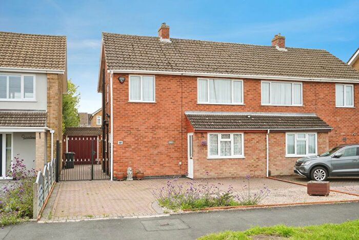 3 Bedroom Semi-detached House For Sale In Hall Lane, Whitwick, Coalville, Leicestershire, LE67