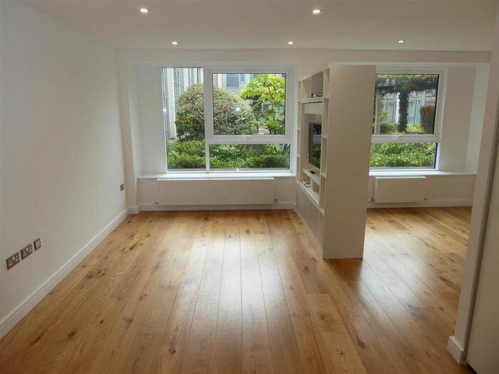 Studio To Rent In Central House, Lampton Road, Hounslow, TW3