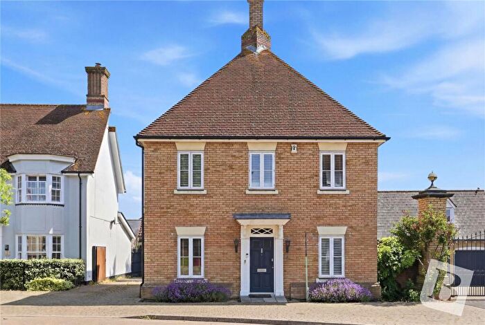 3 Bedroom Detached House For Sale In Louvain Drive, Old Beaulieu, Essex, CM1