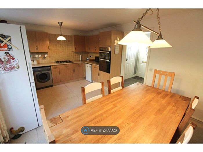 4 Bedroom End Of Terrace House To Rent In Welbourne, Peterborough, PE4
