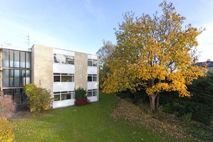 2 Bedroom Apartment To Rent In Chesterton Towers, Chapel Street, Cambridge, CB4