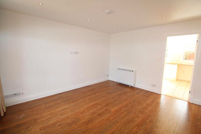 2 Bedroom End Of Terrace House To Rent In Cromwell Close, Walcote, LE17