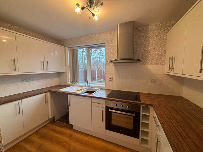 2 Bedroom Flat To Rent In Highters Close, Birmingham, B14