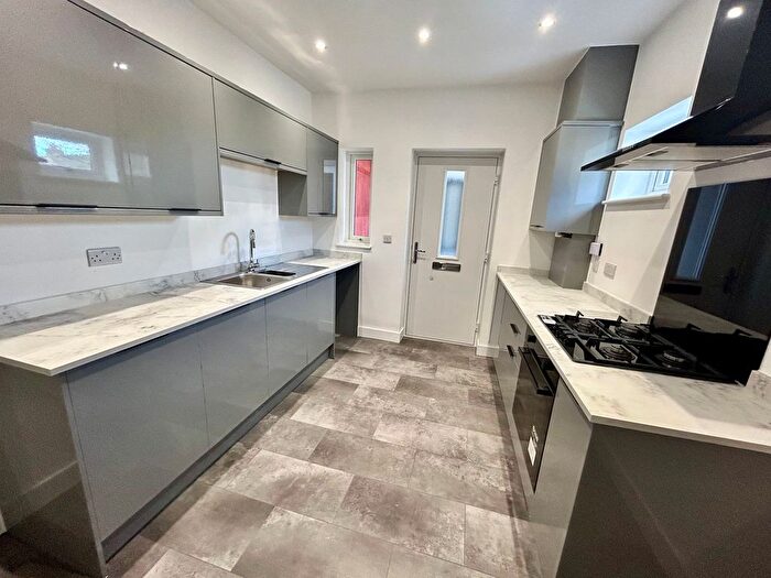 2 Bedroom Flat To Rent In Alfred Road, Gravesend, DA11