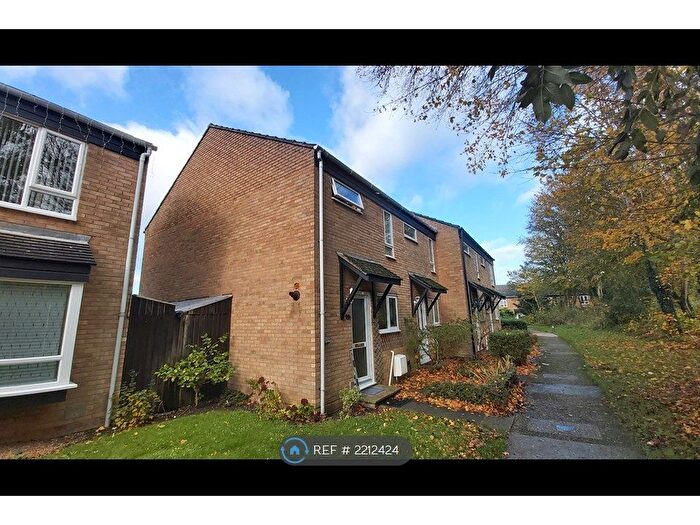 2 Bedroom End Of Terrace House To Rent In Chapel Wood, Longfield, DA3