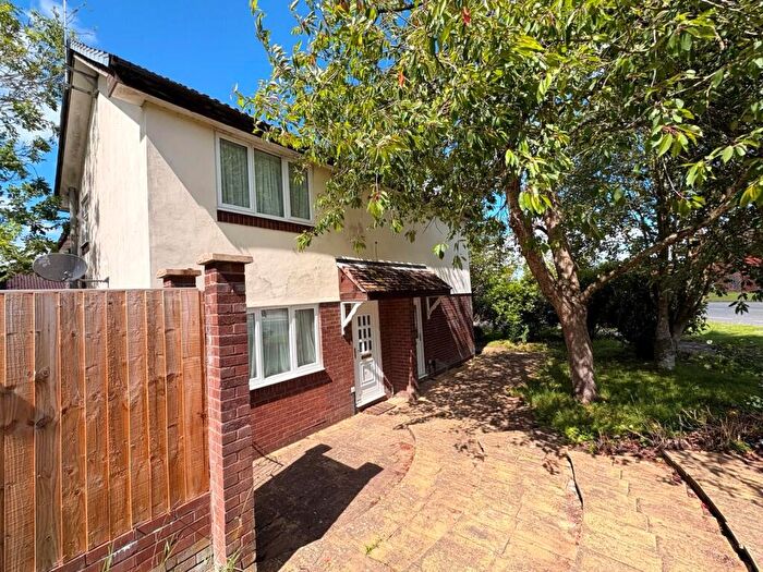 1 Bedroom End Of Terrace House For Sale In Christchurch Drive, Daventry, Northamptonshire, NN11