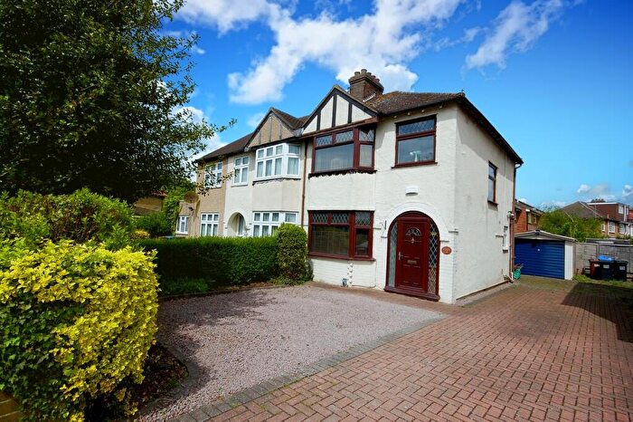 3 Bedroom Semi-Detached House To Rent In Manor Road, Hatfield Garden Village, AL10