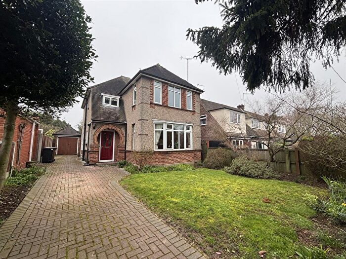 3 Bedroom Detached House To Rent In Longstomps Avenue, Chelmsford, CM2