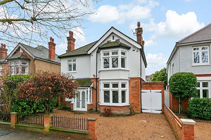4 Bedroom Detached House For Sale In Cole Park Road, Twickenham, TW1