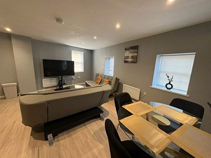 1 Bedroom Flat To Rent In Moorland Road, Stoke-On-Trent, ST6