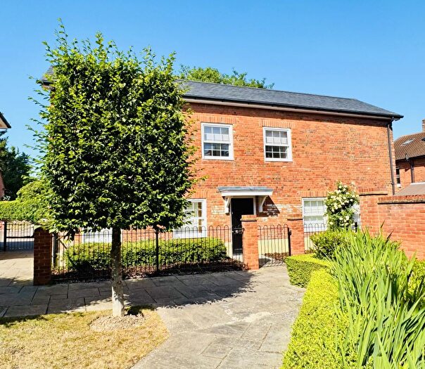 3 Bedroom Detached House For Sale In Monachus Row, Hartley Wintney, RG27