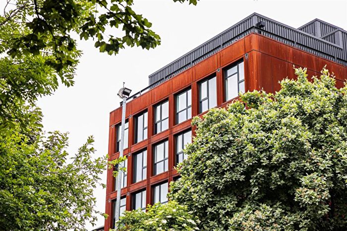 2 Bedroom Apartment To Rent In Apt Qube, West Street, S1
