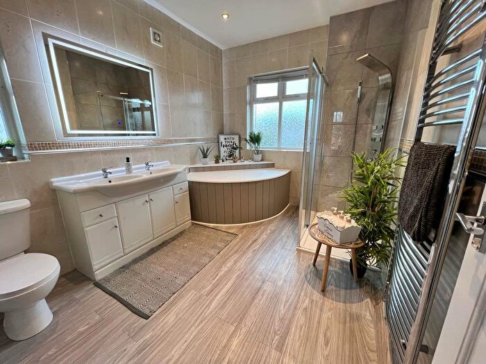 3 Bedroom Apartment To Rent In Ullswater Road, Blackpool, Lancashire, FY4