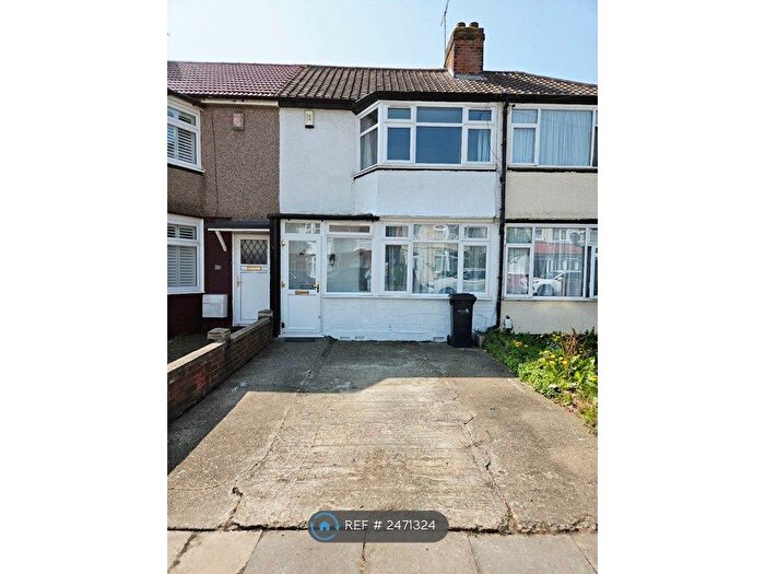 2 Bedroom Terraced House To Rent In Oaklands Avenue, London, N9