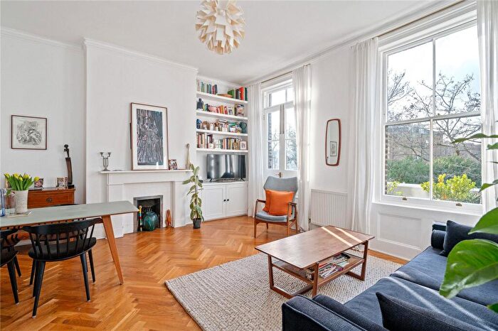 2 Bedroom Apartment For Sale In Highbury New Park, London, N5