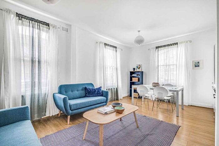 2 Bedroom Flat For Sale In Prairie Street, Diamond Conservation Area, SW8