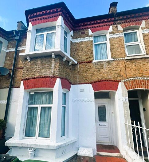 4 Bedroom Terraced House To Rent In Vespan Road, Shepherd’S Bush, W12