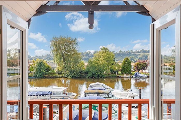 3 Bedroom Detached House To Rent In Wharf Lane, Bourne End, SL8