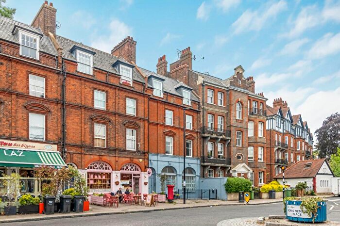 1 Bedroom Flat For Sale In Highgate West Hill, London, N6
