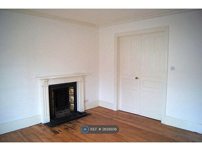 1 Bedroom Flat To Rent In Cheltenham Road, Bristol, BS6