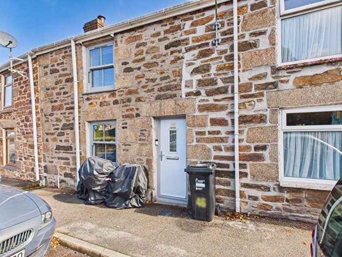 1 Bedroom Terraced House For Sale In Redruth - Modernised Character Cottage, Ideal For First Time Buyer, TR15