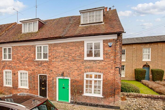 3 Bedroom Semi-Detached House For Sale In Whielden Street, Old Amersham, Buckinghamshire, HP7