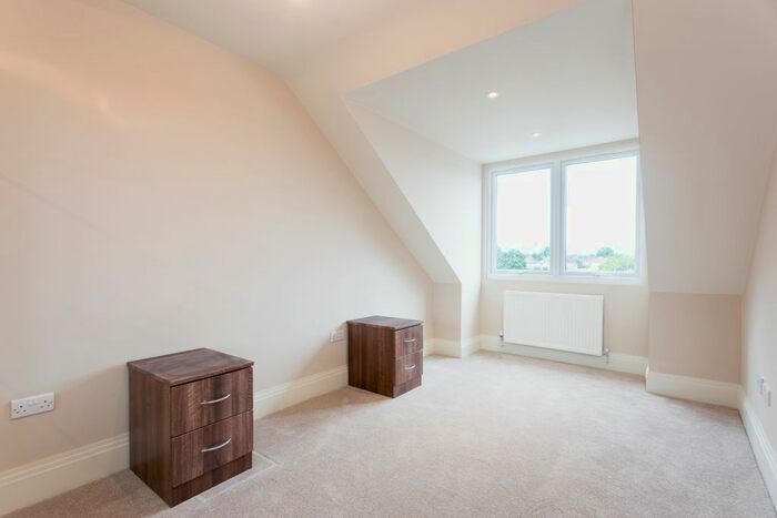 1 Bedroom Flat To Rent In Reet Gardens, Slough, SL1
