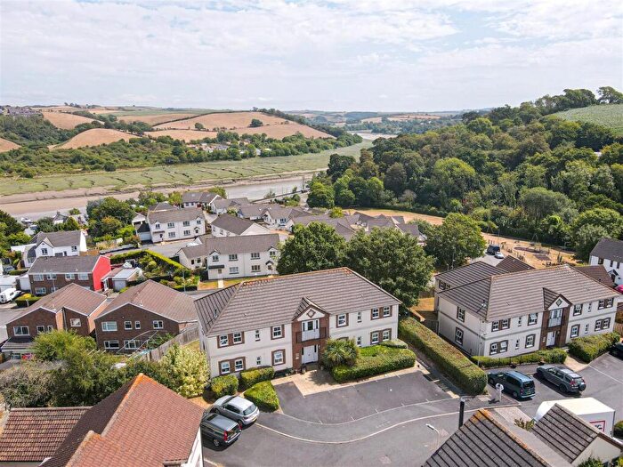 3 Bedroom Apartment For Sale In Marlen Court, Bideford, EX39