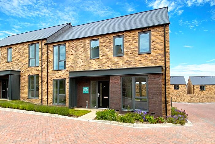 3 Bedroom Semi Detached House To Rent In Langsett Grove, Harrogate, HG3