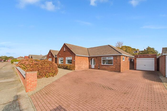 3 Bedroom Detached Bungalow For Sale In Van Dyck Road, Colchester, CO3
