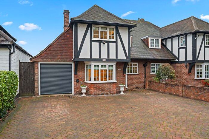 3 Bedroom Semi Detached House For Sale In Belmont Rise, Sutton, SM2