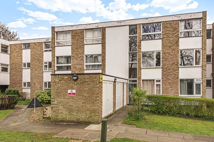 2 Bedroom Apartment To Rent In Boyn Valley Road, Maidenhead, SL6