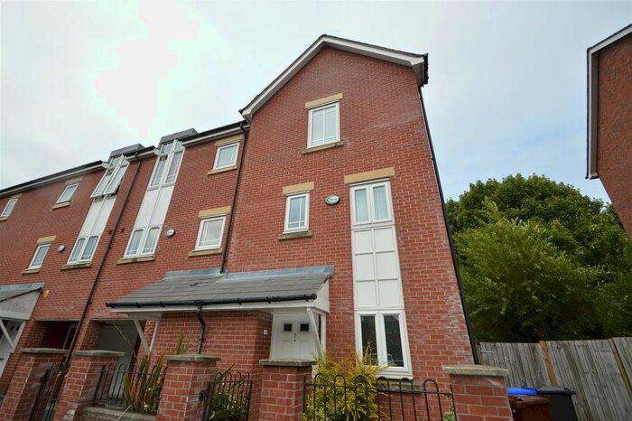 4 Bedroom Property To Rent In Drayton Street, Hulme, Manchester, M15
