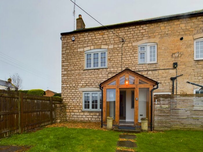 3 Bedroom Cottage To Rent In Marsh Road, Leonard Stanley, Stonehouse, GL10