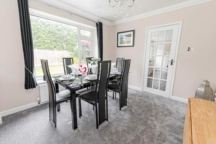 5 Bedroom Detached Bungalow To Rent In Carrbridge Close, Bournemouth, BH3