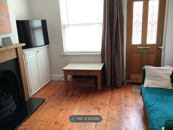 2 Bedroom Terraced House To Rent In Maldon Rd, Colchester, CO3