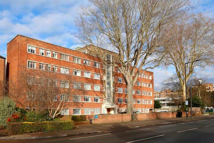 1 Bedroom Flat To Rent In Harwood Court, Upper Richmond Road, Putney, SW15