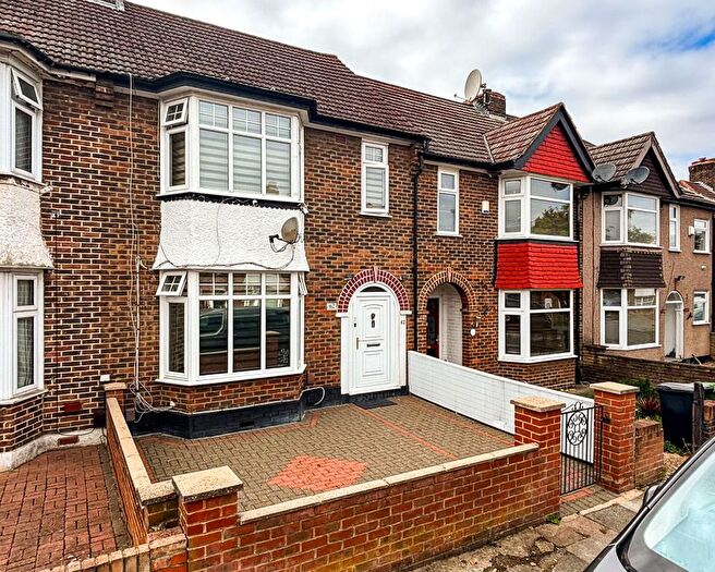 3 Bedroom Terraced House For Sale In South Park Crescent, London, SE6