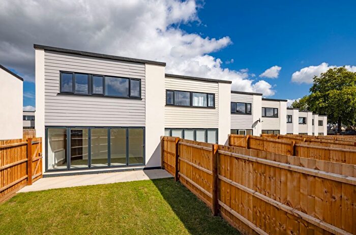 3 Bedroom End Of Terrace House For Sale In Cavalry Crescent, Windsor, SL4